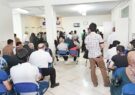 علوم پزشکی شیراز به فرآیند نوبت‌دهی در خدمات درمانی پاسخ داد/ تأکید بر رعایت حقوق بیماران و توجه به شرایط حرفه‌ای پزشکان در مدیریت زمان ویزیت