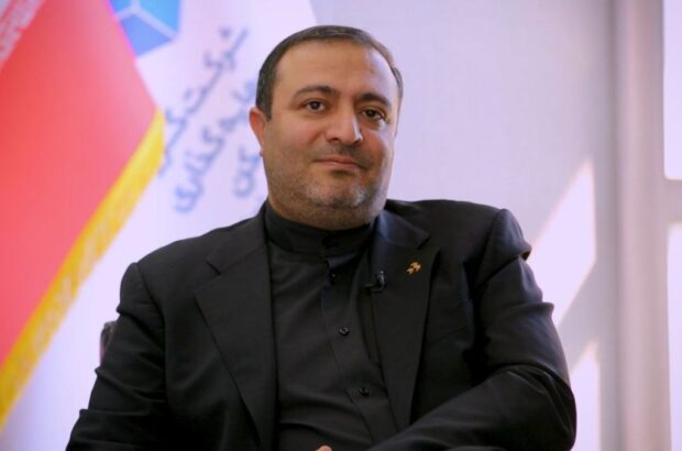 بازگشایی مجدد بازار سرمایه پس از جنگ یک تصمیم منطقی است/ آزمون اعتماد در بورس ایران نیازمند جلوگیری از رفتارهای هیجانی/ علیزاده: کشف قیمت در یک بستر شفاف و قابل نظارت انجام شود