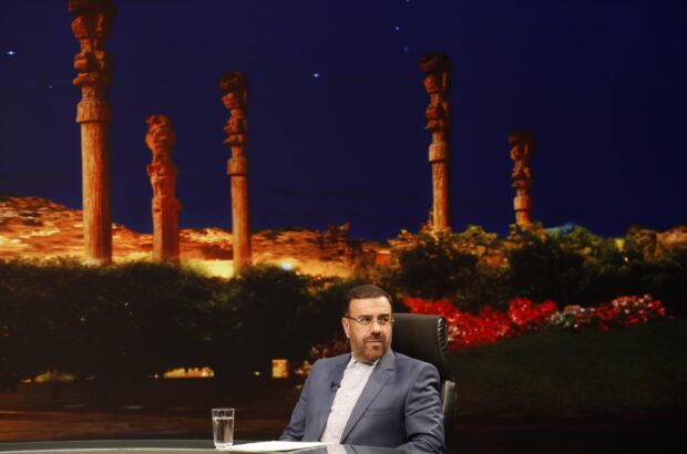سند راهبردی توسعه گردشگری در فارس وظیفه همگانی است/ امیری: اجرای هدفمند این نقشه راه بسترساز ثروت پایدار می‌شود