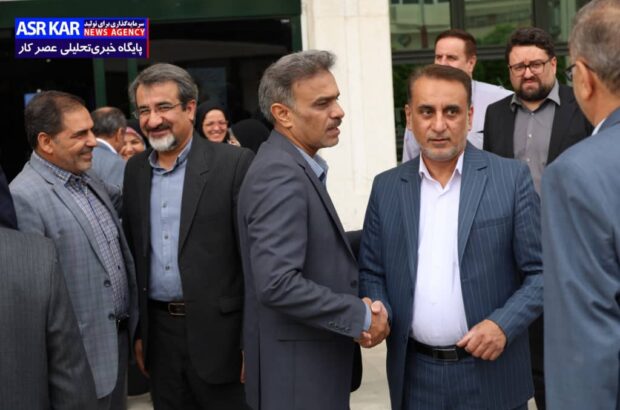 سیاست‌زدگی و باندبازی در آموزش‌وپرورش فارس؛ خانه‌تکانی با ترازوی سلیقه و نه شایستگی!/ از انتصاب شوهر خواهر یک مدیر ناحیه در شیراز تا احتمال رونمایی از مافیای آموزشی و مدارس غیرانتفاعی