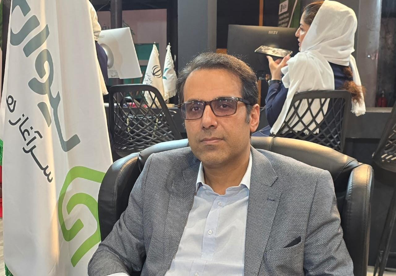 زنگ خطر برای مدیران کسب‌وکار؛ نسل Z و هوش مصنوعی قواعد تجارت را تغییر داده‌اند/ فتاح‌جهرمی: تفکرات سنتی نمی‌تواند پاسخگوی اقتصاد امروز ایران باشد