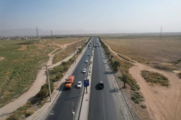 آغاز عملیات اجرایی تعریض و بهسازی جاده اختصاصی شهرک صنعتی شیراز/ هاشمی: این پروژه با هدف افزایش ایمنی و روان‌سازی ترافیک طراحی شده است