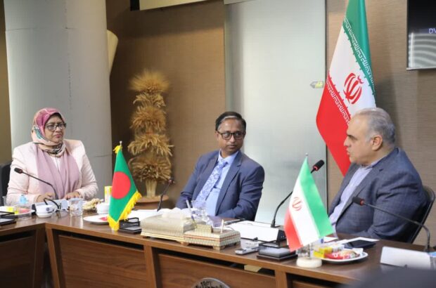 فرصت صادراتی برای تولیدکنندگان فارس در بنگلادش فراهم شد/ سفیر بنگلادش: مسیر حضور کالاهای ایرانی برای عرضه در بازار کشور ما تسهیل می‌شود