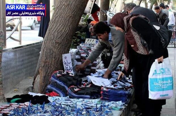 دستفروشان محدوده اماکن گردشگری به چهره جهانی شیراز آسیب زده‌اند!/ عملکرد سد معبر شهرداری شیراز مناسب نیست!/ تاثیر منفی مشاغل کاذب بر جاذبه‌های گردشگری نیازمند مدیریت است/ زیبایی بصری و منظر شهری برای شهروندان شیرازی نگران‌کننده شد