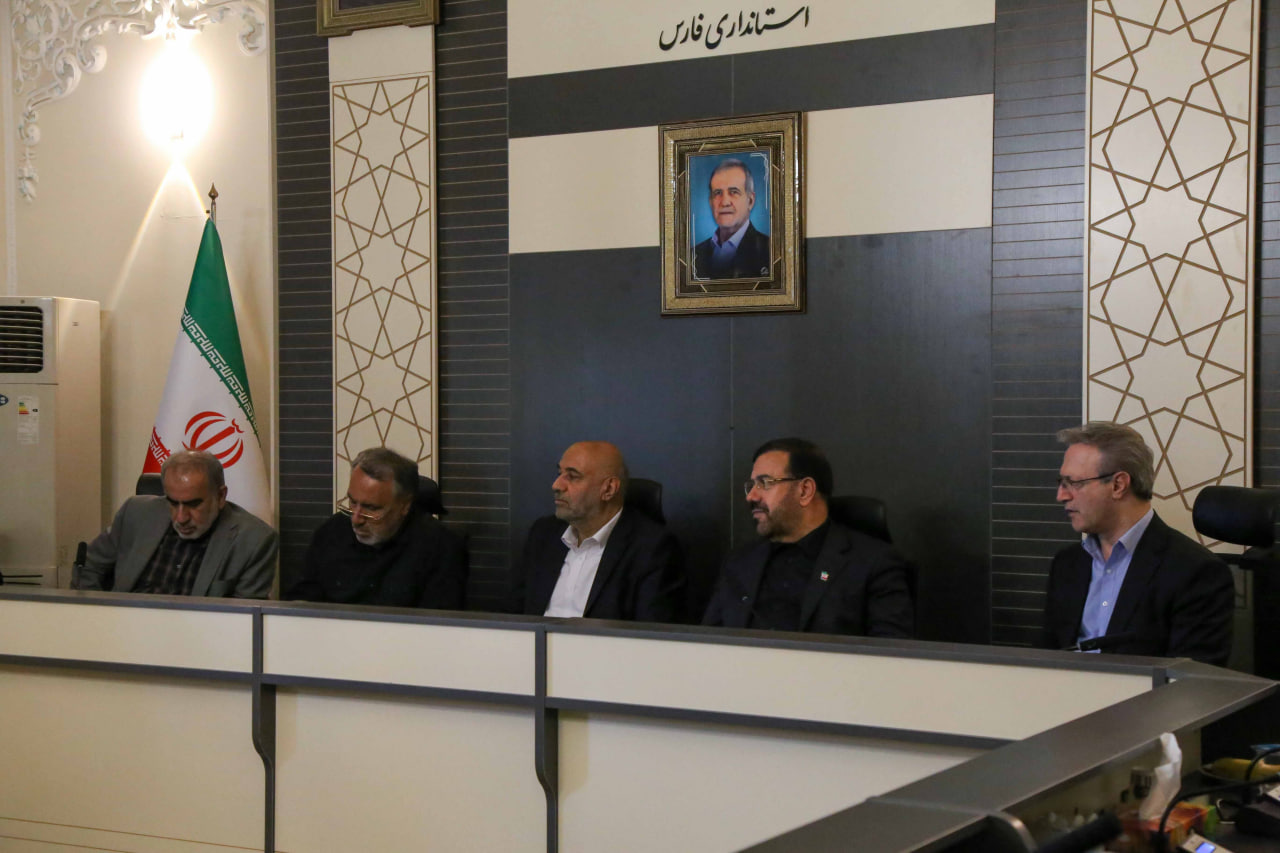 مشکلات هواپیمایی آسمان با کمک وزارت کار برطرف می‌شود/ امیری: اولویت مدیریتی ما در فارس تقویت امنیت شغلی است
