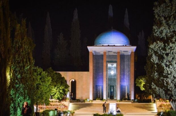 همایش ادبی گلگشت سعدی در شیراز برگزار می‌شود/ شعرخوانی و حکایت‌خوانی در جوار آرامگاه شاعر پارسی‌گوی در یادروز سعدی