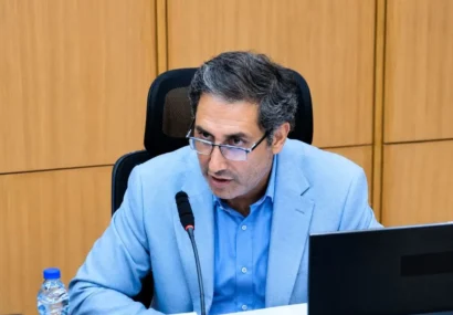آینده‌نگری جریان سیاسی اصلاحات در اقتصاد ملی کلید خورد/ ظرفیت‌های تولید در فارس به ارزش‌افزوده واقعی تبدیل شود/ موسوی: توسعه بدون توجه به مسائل زیست‌محیطی پایدار نیست