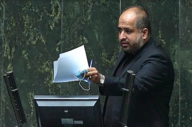 نماینده مجلس از خالی‌فروشی ۸ کشتی نهاده‌های دامی افشاگری کرد!/ خضریان: چنین اقدامی مصداق روشن اخلال در نظم اقتصادی و امنیت ملی کشور است