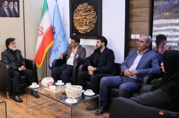 شهرستان مُهر فارس منطقه نمونه گردشگری شد/ مرز مشترک ۳ استان جنوبی یک فرصت در فعال‌سازی اقتصاد دریا/ غلام‌پور: دسترسی به خلیج فارس در توسعه گردشگری اهمیت دارد