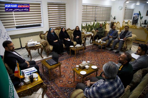 برنامه‌های تشکیلاتی جهادگران شاهد فارس تشریح شد/ استاندار: تعهد مسئولان در خدمتگزاری صادقانه به مردم است
