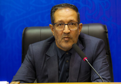 معادلات اجتماعی در انتصابات مدیریتی فارس نباید هزینه داشته باشد/ ماموریت شخصیت خوشنام استان در معاونت سیاسی پایان یافت/ حسنی: هدف از جابجایی مسئولیت خلاقیت و پویایی مدیریتی است