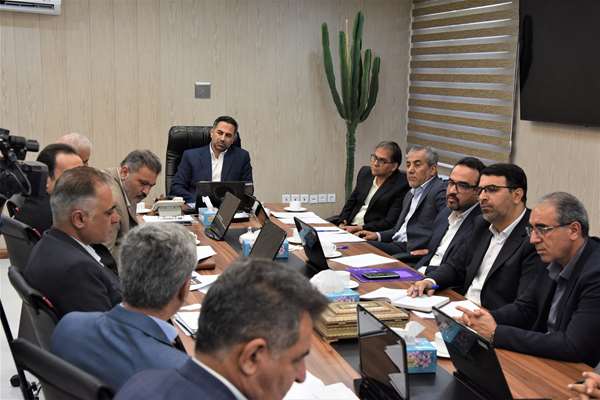 شمارش معکوس انتقال سیمان فارس به خرامه آغاز شد/ تامین برق کارخانه جدید مهم‌ترین چالش در فرآیند بهره‌برداری/ گرمه‌ئی: بازرسی تا اجرای کامل تعهدات این واحد صنعتی پیگیری خواهد کرد