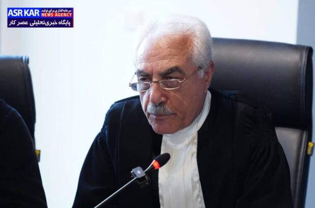 هدف مشترک خبرنگاران و وکلا مبارزه با فساد و نابرابری اعلام شد/ محدودیت‌ها با اصلاح قوانین و اراده حاکمیت برطرف می‌شود/ نوروزی: خبرنگار باید بدون ترس درد جامعه را منتشر کند