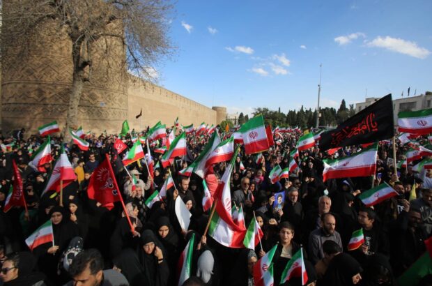 ایران قدرتمند از تمامیت ارضی خود دفاع خواهد کرد و کوتاه نمی‌آید/ دهقان‌ناصرآبادی: فعالان سیاسی در حفظ انسجام ملی و چشم‌انداز آینده نقش دارند