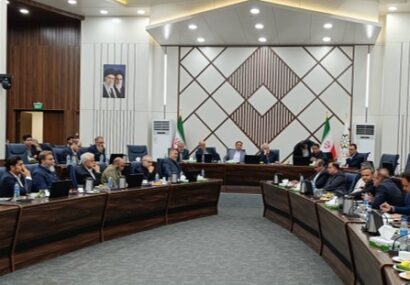 اجرای رویداد ملی مهر شیراز ادامه دارد؛ میهمان‌نوازی فارسی‌ها در صنعت گردشگری زبانزد است/ پارسایی: شهرداری و بخش خصوصی در رویدادها نقش تحول‌ساز دارند