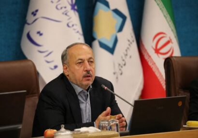 فرآیند برکناری شهرداران و دهیاران در سراسر کشور نیازمند نظارت دقیق است/ نصرتی: وزارت کشور به ثبات مدیریتی تا استقرار شوراهای جدید تاکید دارد