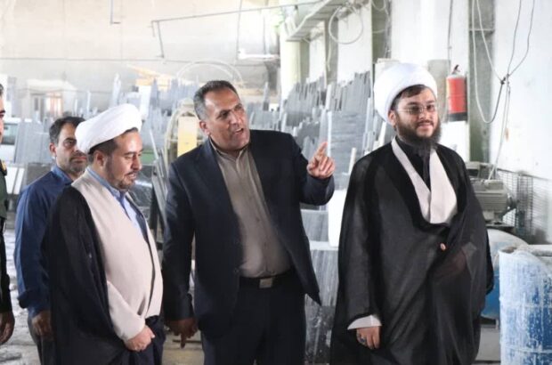 مسئولان ارشد سروستان از کارخانه سفیر سنگ پارسه بازدید کردند/ بهمنی: مدیران دولت سیزدهم در حمایت از تولیدکنندگان تکلیف قانونی دارند