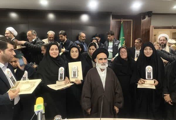جهاد کشاورزی فارس در جشنواره ملی رسانه رتبه برتر کشور شد/ نقیب: روابطعمومیها در بیان دستاوردها نقش محوری دارند جهاد کشاورزی فارس در جشنواره ملی رسانه رتبه برتر کشور شد/ نقیب: روابطعمومیها در بیان دستاوردها نقش محوری دارند