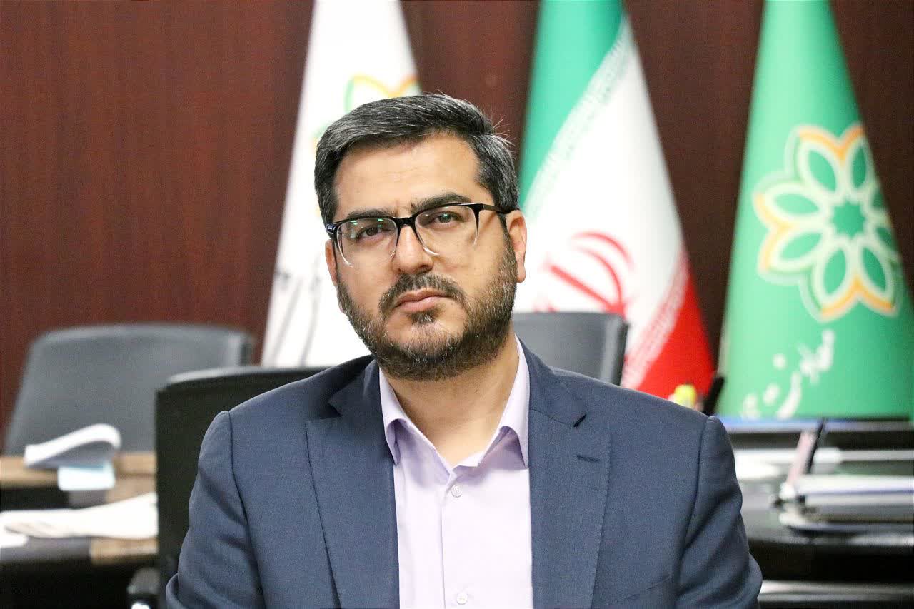 بودجه حمل‌ونقل عمومی شیراز به ۳۲ درصد رسیده است/ فرخ‌زاده: توسعه این خدمات به شهروندان نقش زیربنایی دارد