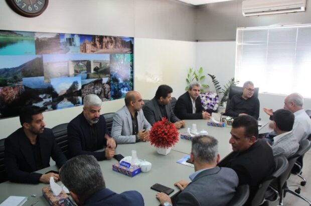 خرید تضمینی گندم در مرودشت فارس ادامه دارد/ جمالی‌: هیچ مشکلی در استمرار این روند وجود ندارد/ احمدی‌زاده: بستر تامین کالاهای اساسی در شبکه تعاون روستایی فراهم است