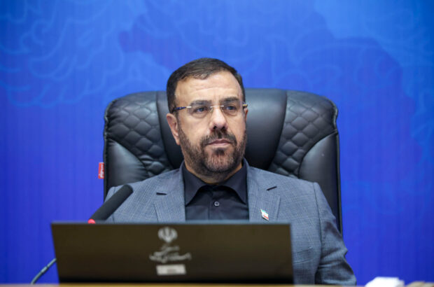 نگاه سنتی حاکم بر مدیریت فارس در عصر فناوری تغییر کند/ فرآیند توسعه و پیشرفت نیازمند مدیران آینده‌نگر است/ مدیریت هوشمند و داده‌محور یک ضرورت در پاسخ به نیاز نسل جوان/ گزارش عملکردها باید واقعی باشد نه صرفا فهرست برنامه‌های کاغذی!/ عصر کار: دستورالعمل استاندار دولت چهاردهم در مواجهه با آینده فناوری اعلام شود