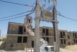 برق‌رسانی به مسکن ملی فارس در ۲۱ شهرستان گسترش یافت/ شفیعیان: تداوم پروژه‌های توسعه‌ای به ارتقای رضایتمندی مشترکان کمک می‌کند