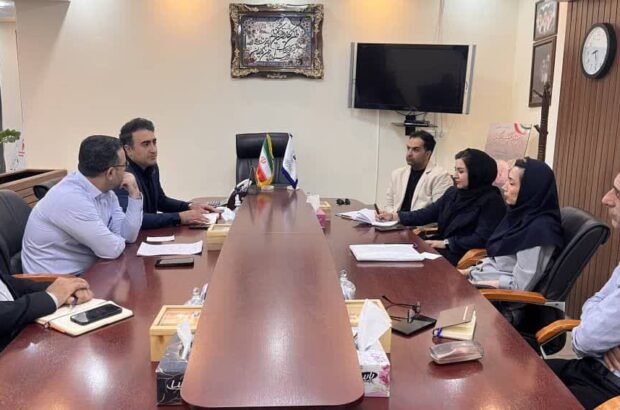 نخستین نشست سرمایه‌گذاری در صنعت گردشگری فارس برگزار شد/ مشارکت مؤثر بخش خصوصی در طرح‌های توسعه‌ای با راه‌اندازی دفاتر تسهیلگری