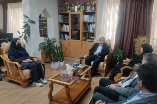 شرایط سرمایه‌گذاری صنایع تبدیلی در سروستان فارس فراهم است/ معلم: نقش‌آفرینی تشکل‌ها زمینه‌ساز توسعه اقتصاد ملی می‌شود/ احمدی‌زاده: تعاونی‌ها در تکمیل زنجیره تولید آمادگی مشارکت دارند