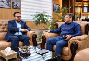 مطالبه مردمی اینترنت پایدار در مخابرات فارس پیگیری شد/ خدمات ارتباطی دیجیتال باید پاسخگوی نیاز جامعه باشد/ محمودی: توسعه فیبر نوری و کیفیت آنتن‌دهی در شرایط جنگی ادامه دارد