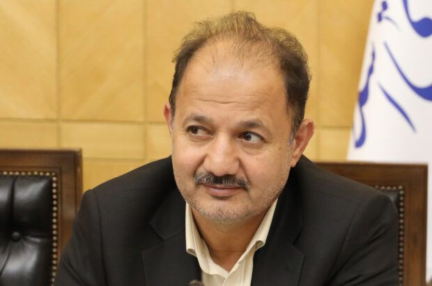 شش نیروگاه خورشیدی با سفر وزیر نیرو به فسا افتتاح شد/ محمدی: عملیات دو پست برق جدید کلنگ‌زنی و اجرا می‌شود